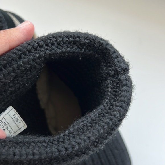 Ugg Cardigan Boot - Picture 6 of 11